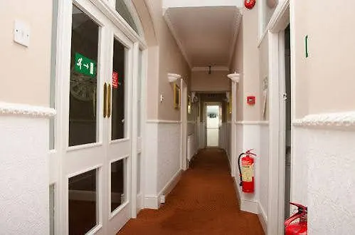 Harbour House Guest house