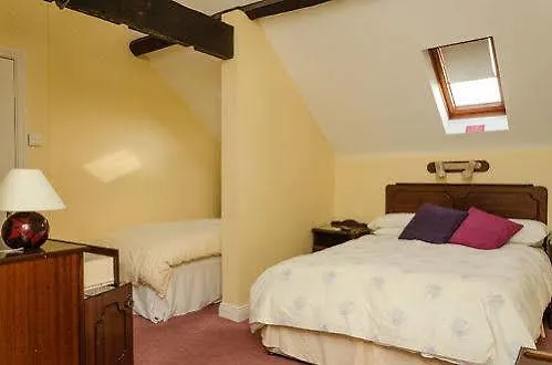 Πανσιόν Harbour House 4*
